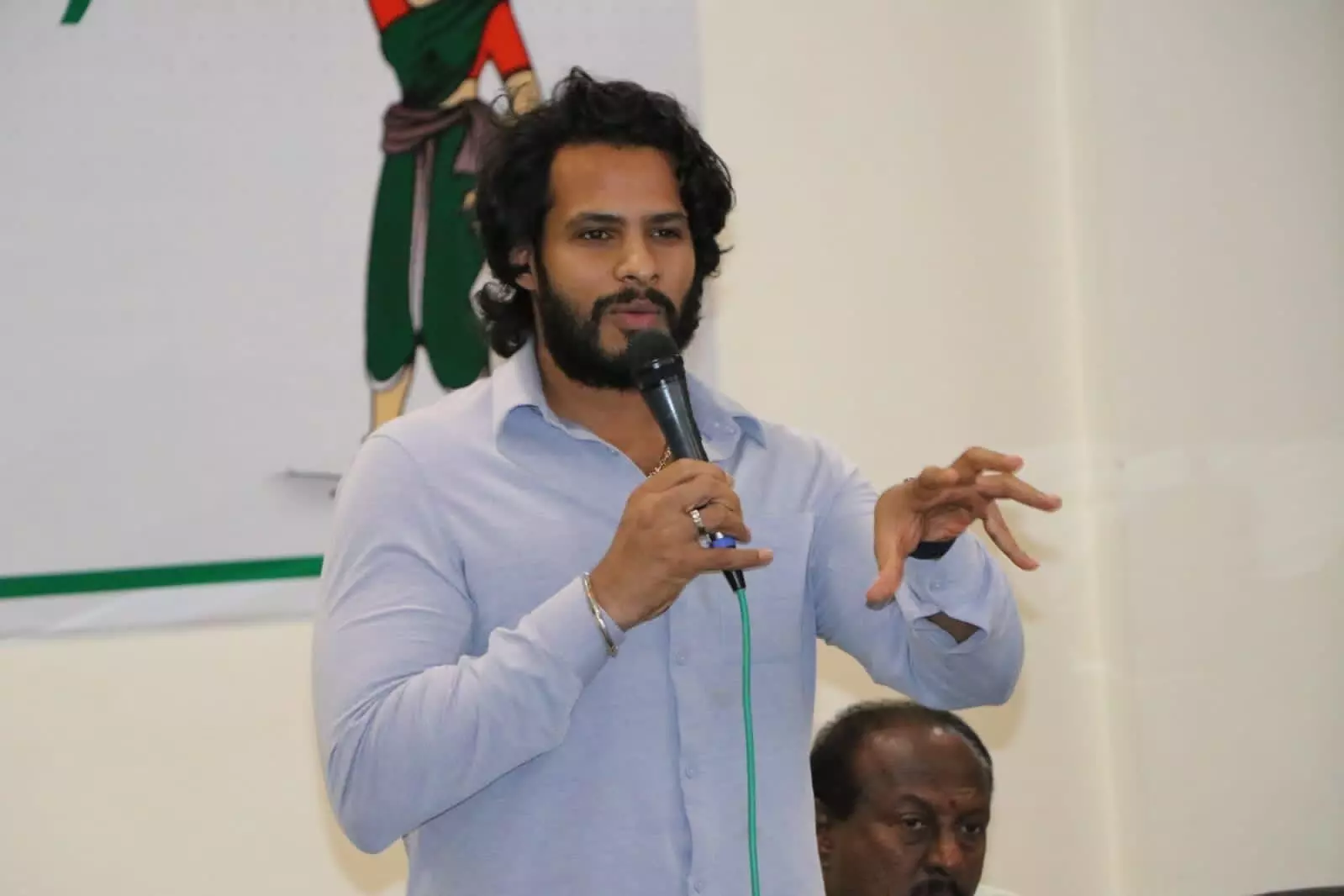 ಯುದ್ಧಕ್ಕೆ ಮೊದಲೇ ಕಾಂಗ್ರೆಸ್ ಸೋಲೊಪ್ಪಿಕೊಂಡಿದೆ: ನಿಖಿಲ್ ಕುಮಾರಸ್ವಾಮಿ