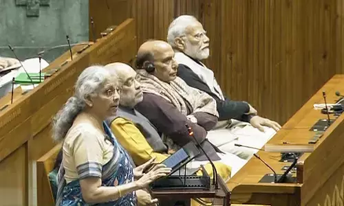 ಬಜೆಟ್ ನಲ್ಲಿ ಏನೂ ಇಲ್ಲದ ಕಾರಣ ವಿತ್ತ ಸಚಿವರು ಕೇವಲ 59 ನಿಮಿಷದಲ್ಲಿ ಓದಿ ಮುಗಿಸಿಬಿಟ್ಟರು: ಕಾಂಗ್ರೆಸ್‌ ವ್ಯಂಗ್ಯ