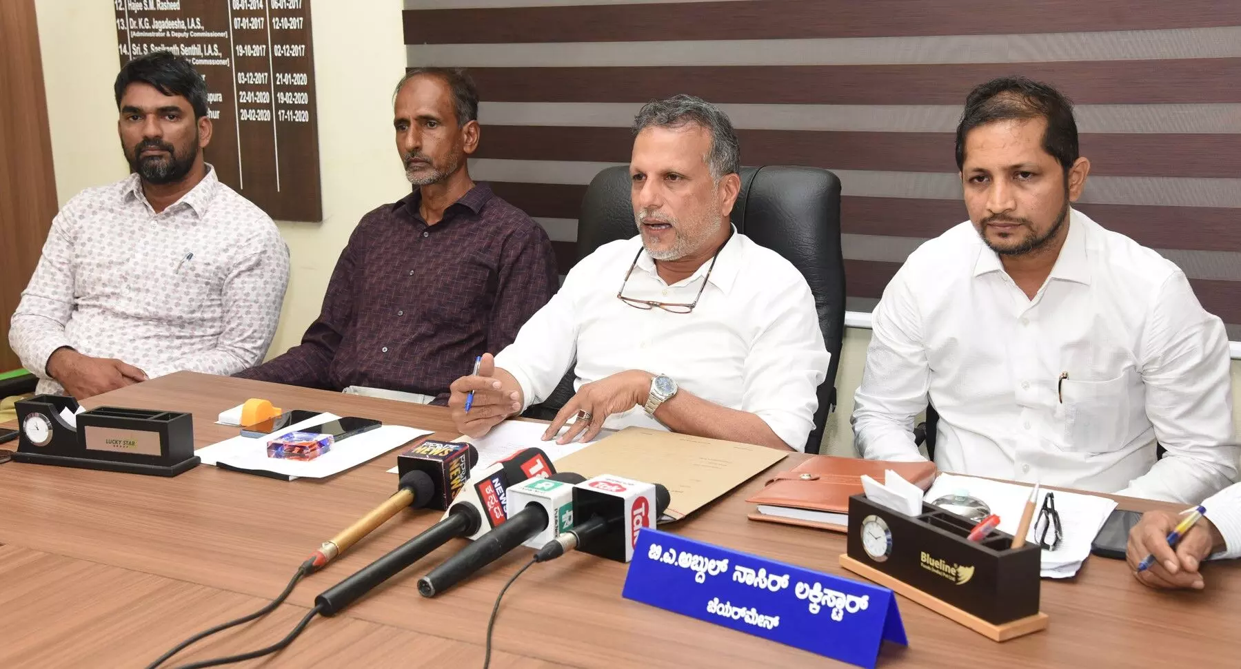 ರಾಣಿ ಅಬ್ಬಕ್ಕನ ಕಾಲದಿಂದಲೂ ಮಳಲಿ ಮಸೀದಿ ಇತ್ತು: ಅಬ್ದುಲ್ ನಾಸಿರ್ ಲಕ್ಕಿಸ್ಟಾರ್ ರಾಣಿ ಅಬ್ಬಕ್ಕನ ಕಾಲದಿಂದಲೂ ಮಳಲಿ ಮಸೀದಿ ಇತ್ತು: ಅಬ್ದುಲ್ ನಾಸಿರ್ ಲಕ್ಕಿಸ್ಟಾರ್