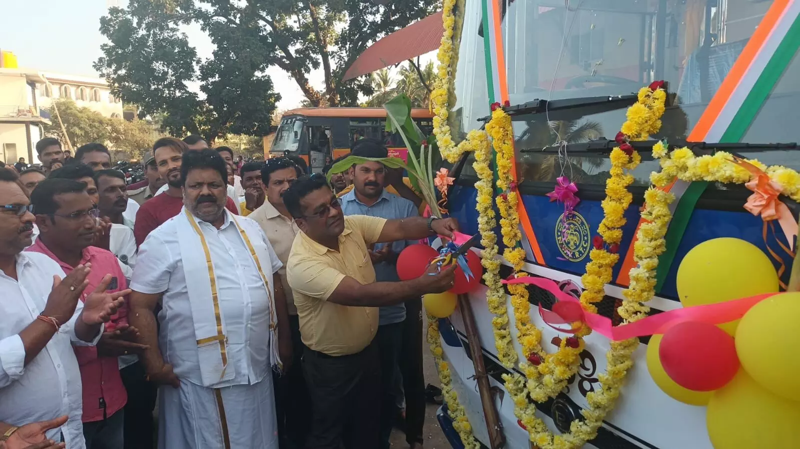 ಬಿಜೆಪಿ ಸರ್ಕಾರ ಇದ್ದ ಬಸ್ಸುಗಳನ್ನು ಮಾರಿಕೊಂಡು ತಿಂದಿದೆ: ಸಚಿವ ಮಾಂಕಾಳ್ ವೈದ್ಯ ಆರೋಪ ಬಿಜೆಪಿ ಸರ್ಕಾರ ಇದ್ದ ಬಸ್ಸುಗಳನ್ನು ಮಾರಿಕೊಂಡು ತಿಂದಿದೆ: ಸಚಿವ ಮಾಂಕಾಳ್ ವೈದ್ಯ ಆರೋಪ