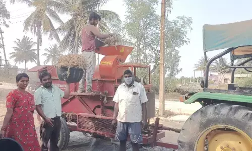 ರೈತನಿಗೆ ಆಸರೆಯಾದ ರಾಗಿ ಒಕ್ಕಣೆ ಯಂತ್ರ