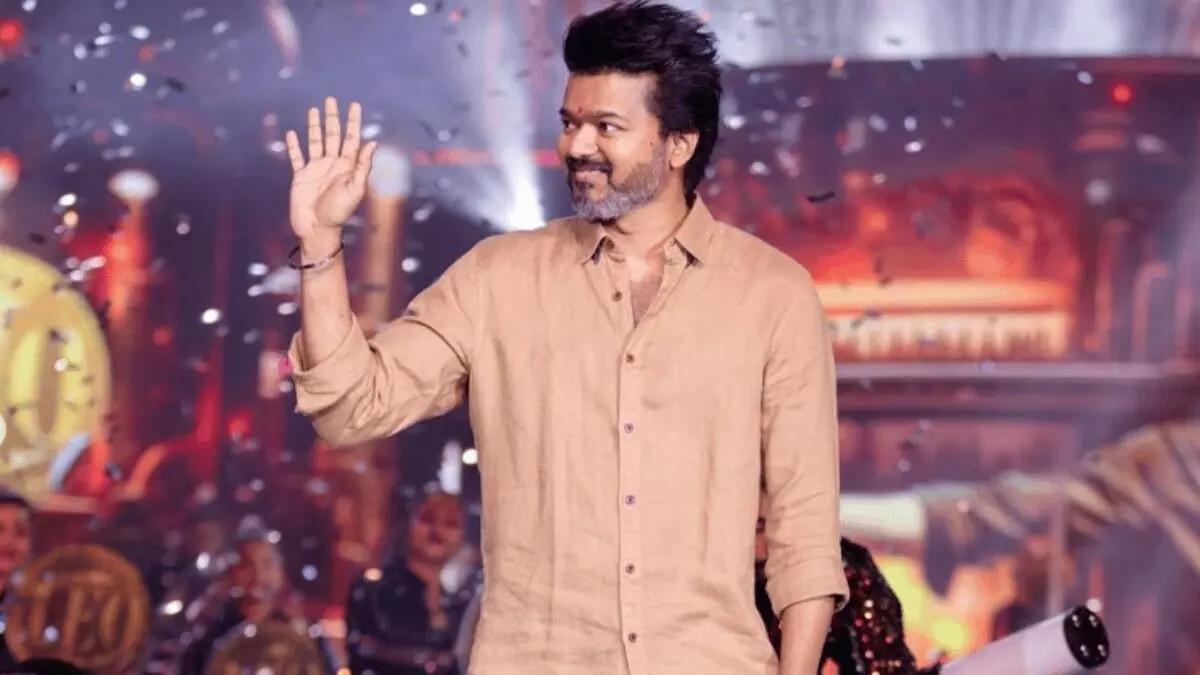 ಸೂಪರ್ ಸ್ಟಾರ್ ಪಕ್ಷ ಘೋಷಣೆ ಬೆನ್ನಲ್ಲೇ ಎ ಐ ಎ ಡಿ ಎಂ ಕೆ ನಾಯಕ ಹೇಳಿದ್ದೇನು ? ಸೂಪರ್ ಸ್ಟಾರ್ ಪಕ್ಷ ಘೋಷಣೆ ಬೆನ್ನಲ್ಲೇ ಎ ಐ ಎ ಡಿ ಎಂ ಕೆ ನಾಯಕ ಹೇಳಿದ್ದೇನು ?