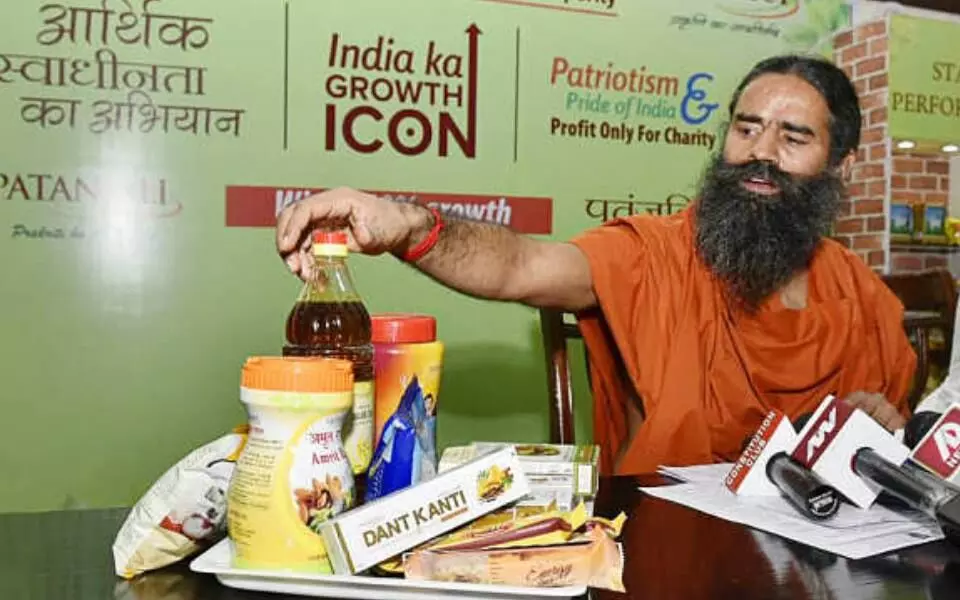 ಪತಂಜಲಿ ಟೂತ್ ಪೇಸ್ಟ್ ನಲ್ಲಿ ಮಾಂಸಾಹಾರಿ ಪದಾರ್ಥಗಳಿವೆ ಎಂದು ನ್ಯಾಯಾಲಯಕ್ಕೆ ದೂರು