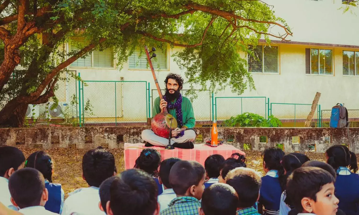 ನಮ್ಮೊಳಗಿನ ದೇವರನ್ನು ಗುರುತಿಸಿ ಸೌಹಾರ್ದತೆಯಿಂದ ಬದುಕೋಣ: ನಾದ ಮಣಿನಾಲ್ಕೂರು