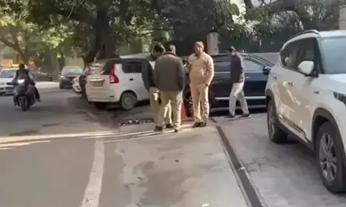 ಕೇಜ್ರಿವಾಲ್ ಆಪ್ತ ಕಾರ್ಯದರ್ಶಿ, ಹಲವು ಆಪ್ ನಾಯಕರ ನಿವಾಸಗಳ ಮೇಲೆ ಈಡಿ ದಾಳಿ