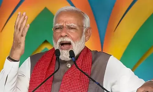 ಮಡ್ಗಾಂವ್‌ ಗೆ ಪ್ರಧಾನಿ ಭೇಟಿ | ಶಾಲೆಗಳು ಬಂದ್, ಕಾಲೇಜುಗಳಿಗೆ ಅರ್ಧ ದಿನ ರಜೆ: ಪ್ರತಿಪಕ್ಷಗಳ ವಿರೋಧ