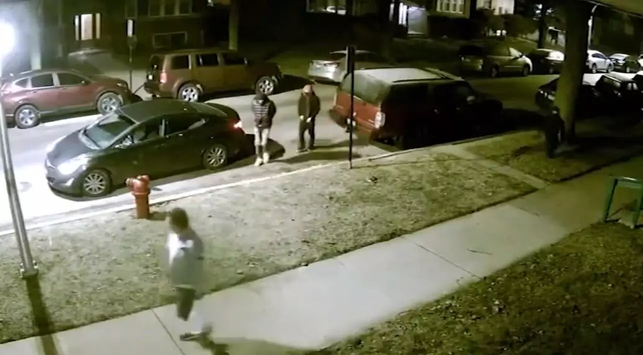 ಚಿಕಾಗೊ: ಭಾರತೀಯ ವಿದ್ಯಾರ್ಥಿ ಮೇಲೆ ದರೋಡೆಕೋರರ ದಾಳಿ ಚಿಕಾಗೊ: ಭಾರತೀಯ ವಿದ್ಯಾರ್ಥಿ ಮೇಲೆ ದರೋಡೆಕೋರರ ದಾಳಿ