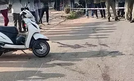 ಸುರತ್ಕಲ್: ದ್ವಿಚಕ್ರ ವಾಹನಕ್ಕೆ ಲಾರಿ ಢಿಕ್ಕಿ; ವಿದ್ಯಾರ್ಥಿನಿ ಮೃತ್ಯು