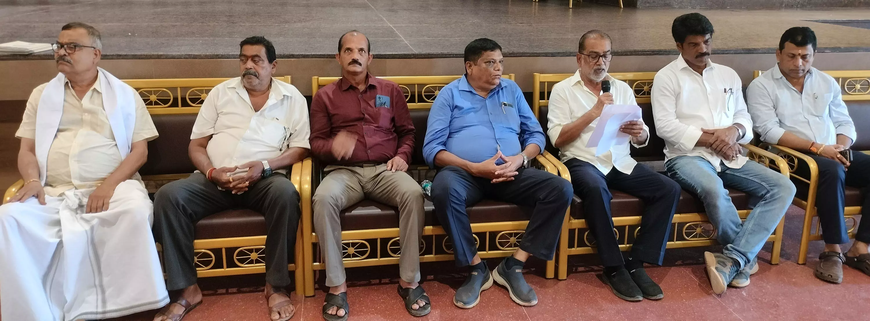 ಫೆ.11ಕ್ಕೆ ಪೆರ್ಡೂರು ಮಂಡಲ ಬಂಟರ ಸಮುದಾಯ ಭವನ ಉದ್ಘಾಟನೆ ಫೆ.11ಕ್ಕೆ ಪೆರ್ಡೂರು ಮಂಡಲ ಬಂಟರ ಸಮುದಾಯ ಭವನ ಉದ್ಘಾಟನೆ