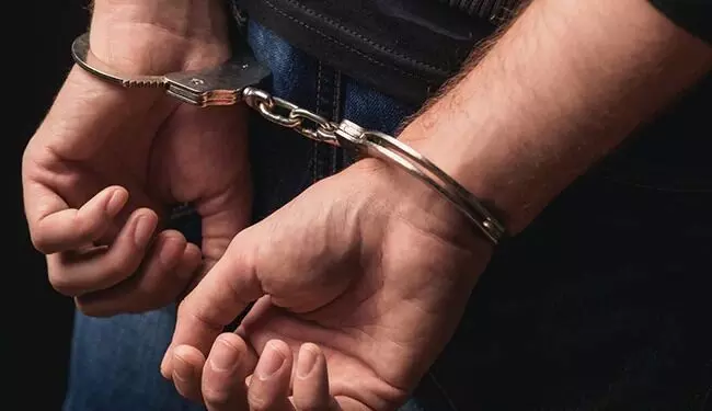 ಕೆನಡಾ: ಸುಲಿಗೆ ಪ್ರಯತ್ನ, 5 ಮಂದಿಯ ಬಂಧನ