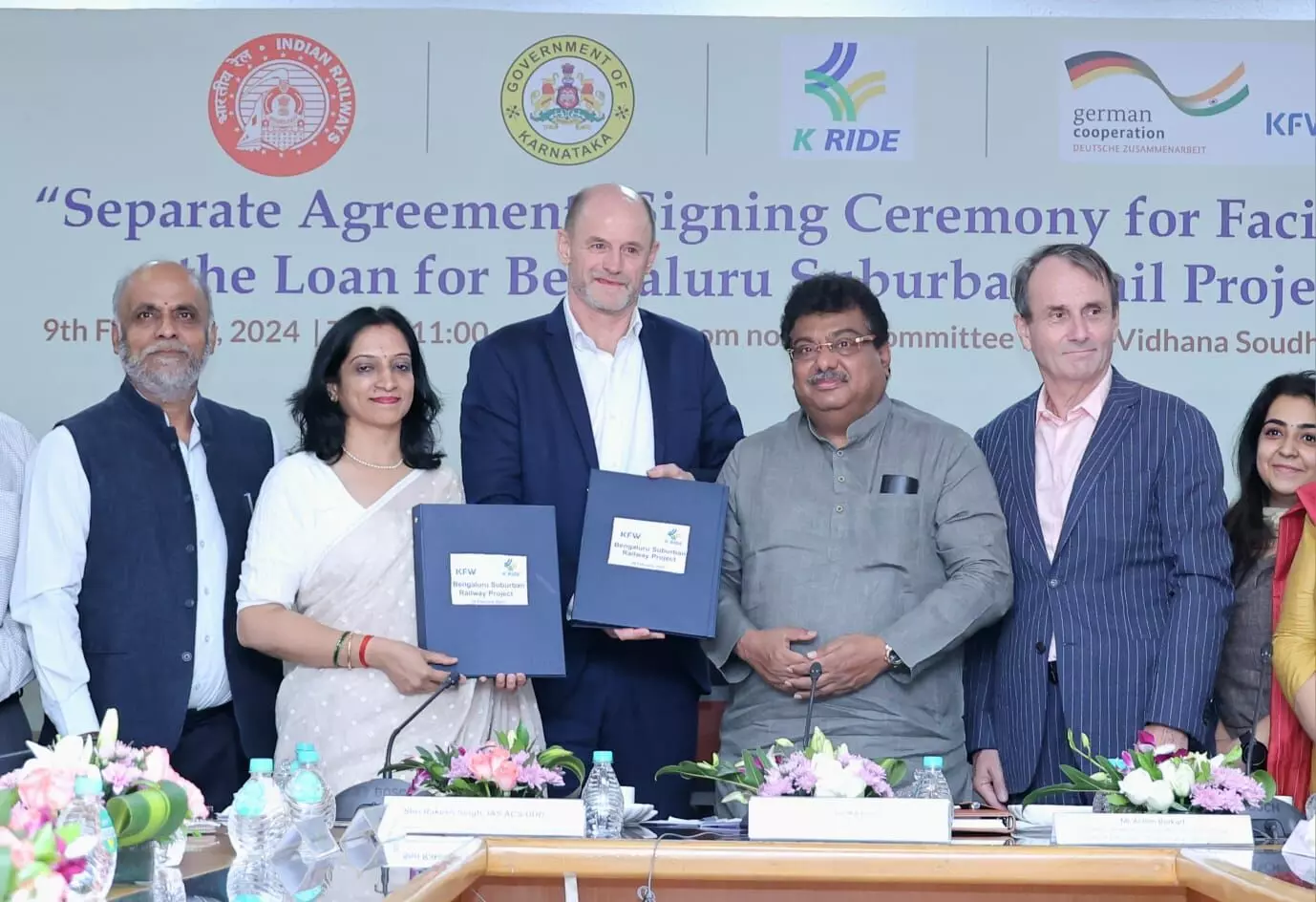 2027ರ ಡಿಸೆಂಬರ್ ಹೊತ್ತಿಗೆ ಬೆಂಗಳೂರು ಉಪನಗರ ರೈಲು ಯೋಜನೆ ಪೂರ್ಣ: ಎಂ ಬಿ ಪಾಟೀಲ 2027ರ ಡಿಸೆಂಬರ್ ಹೊತ್ತಿಗೆ ಬೆಂಗಳೂರು ಉಪನಗರ ರೈಲು ಯೋಜನೆ ಪೂರ್ಣ: ಎಂ ಬಿ ಪಾಟೀಲ