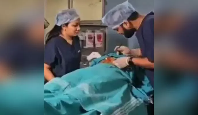 ಆಪರೇಷನ್ ಥಿಯೇಟರ್ ನಲ್ಲಿ ʼಪ್ರೀ ವೆಡ್ಡಿಂಗ್ ಶೂಟ್ʼ ನಡೆಸಿದ ವೈದ್ಯರ ವಜಾ: ಆರೋಗ್ಯ ಸಚಿವ ದಿನೇಶ್ ಗುಂಡೂರಾವ್