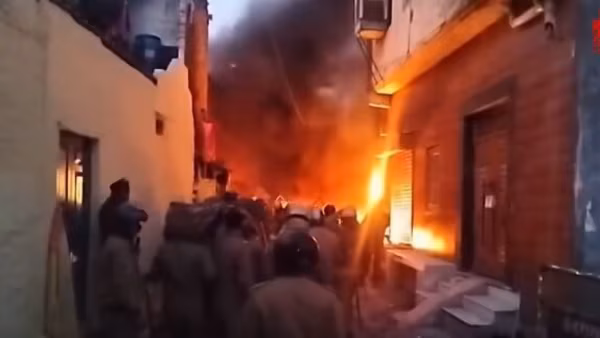 ಹಲ್ದ್‌ವಾನಿ | ಕೇಂದ್ರ ಭಾಗದಲ್ಲಿ ಕರ್ಫ್ಯೂ ಮುಂದುವರಿಕೆ, ಹೊರವಲಯದಲ್ಲಿ ತೆರವು