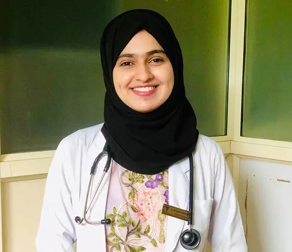 ಬಿ.ಎ.ಎಂ.ಎಸ್ ಪದವಿ ಪರೀಕ್ಷೆ: ಡಾ.ಖದೀಜತ್ ದಿಲ್ಶಾನಗೆ ರ್ಯಾಂಕ್ ಬಿ.ಎ.ಎಂ.ಎಸ್ ಪದವಿ ಪರೀಕ್ಷೆ: ಡಾ.ಖದೀಜತ್ ದಿಲ್ಶಾನಗೆ ರ್ಯಾಂಕ್