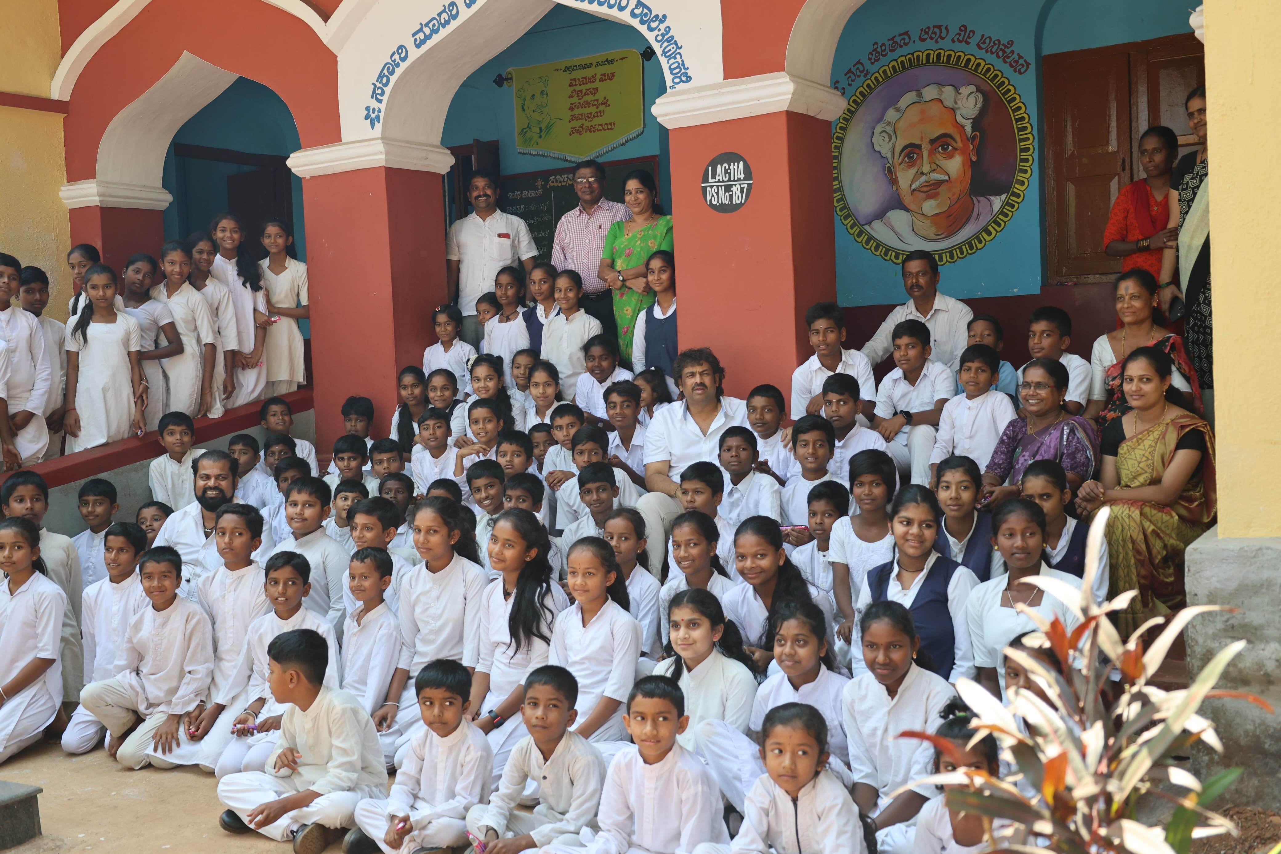 ಶಿವಮೊಗ್ಗ | ರಾಷ್ಟ್ರಕವಿ ಕುವೆಂಪು ಓದಿದ ಶಾಲೆಗೆ ಭೇಟಿ ನೀಡಿದ ಸಚಿವ ಮಧು ಬಂಗಾರಪ್ಪ