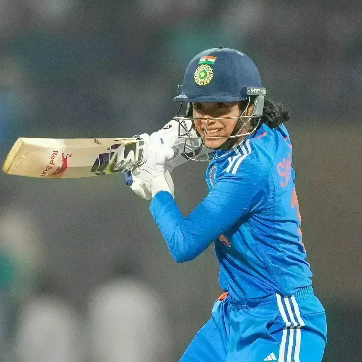 ಮಹಿಳೆಯರ ಏಕದಿನ ಬ್ಯಾಟಿಂಗ್ ರ‍್ಯಾಂಕಿಂಗ್‌ನಾಲ್ಕನೇ ಸ್ಥಾನಕ್ಕೇರಿದ ಸ್ಮತಿ ಮಂಧಾನ