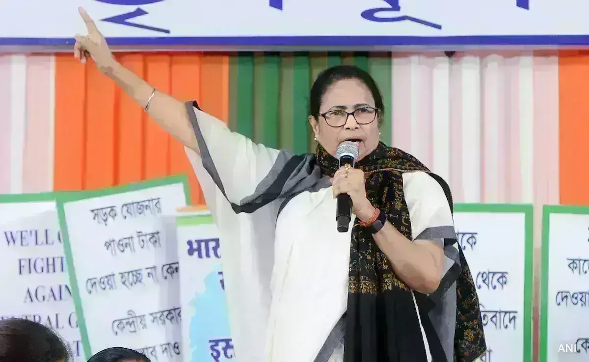 ರೈತರ ಮೇಲೆ ದಾಳಿ ನಡೆದರೆ ದೇಶ ಪ್ರಗತಿ ಹೊಂದಲು ಹೇಗೆ ಸಾಧ್ಯ?: ಮಮತಾ ಬ್ಯಾನರ್ಜಿ ವಾಗ್ದಾಳಿ