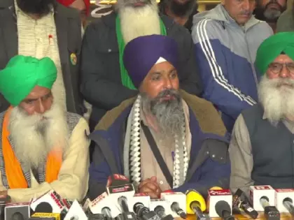 ನಾಳೆ ಕೇಂದ್ರ - ರೈತ ಮುಖಂಡರ ನಡುವೆ ಮಾತುಕತೆ ನಾಳೆ ಕೇಂದ್ರ - ರೈತ ಮುಖಂಡರ ನಡುವೆ ಮಾತುಕತೆ