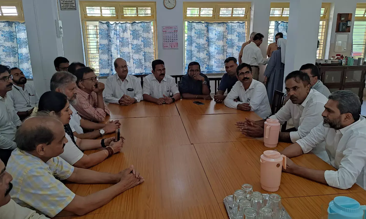 ಸಂತ ಜೆರೋಸಾ ಶಾಲೆ: ಮಂಗಳೂರಿನ ಸಮಾನ ಮನಸ್ಕ ಸಂಘಟನೆಗಳ ನಿಯೋಗ ಭೇಟಿ