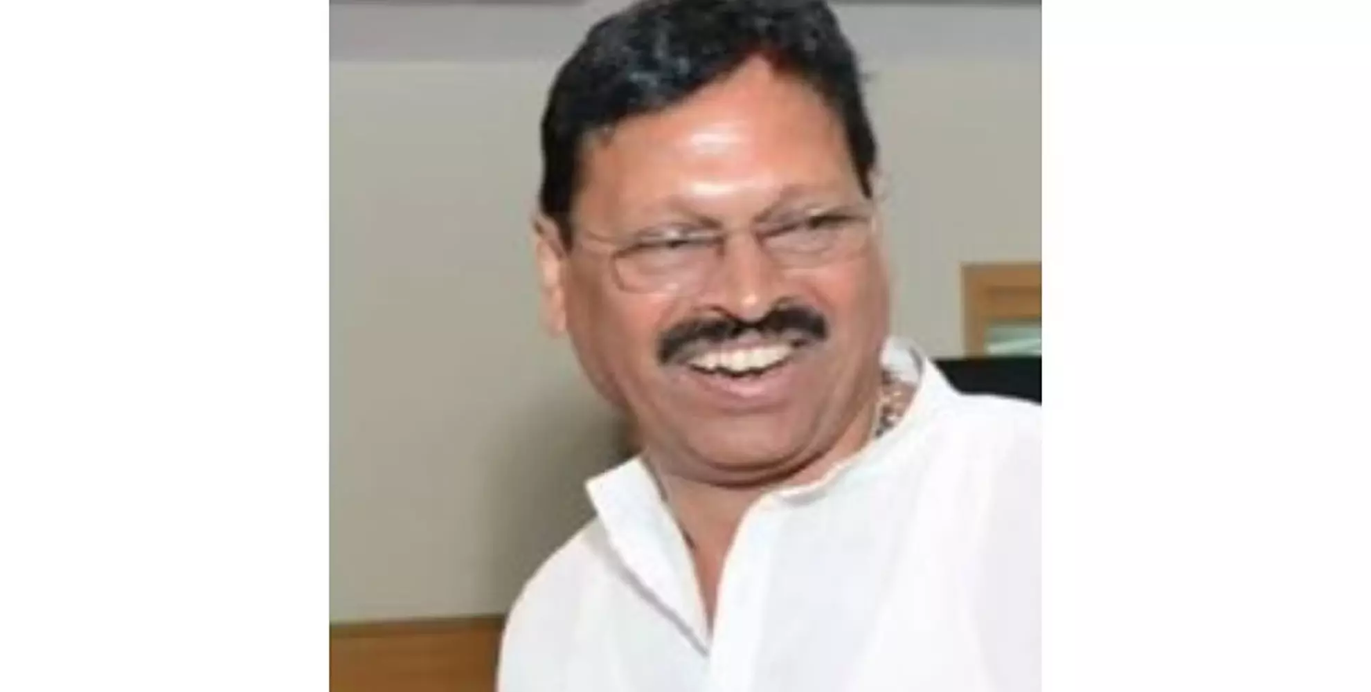 ಉದ್ಧವ್ ಠಾಕ್ರೆ ಶಿವಸೇನಾಗೆ ಮಾಜಿ ಸಚಿವ ಬಾಬನ್ ಘೋಲಪ್ ರಾಜೀನಾಮೆ ಉದ್ಧವ್ ಠಾಕ್ರೆ ಶಿವಸೇನಾಗೆ ಮಾಜಿ ಸಚಿವ ಬಾಬನ್ ಘೋಲಪ್ ರಾಜೀನಾಮೆ