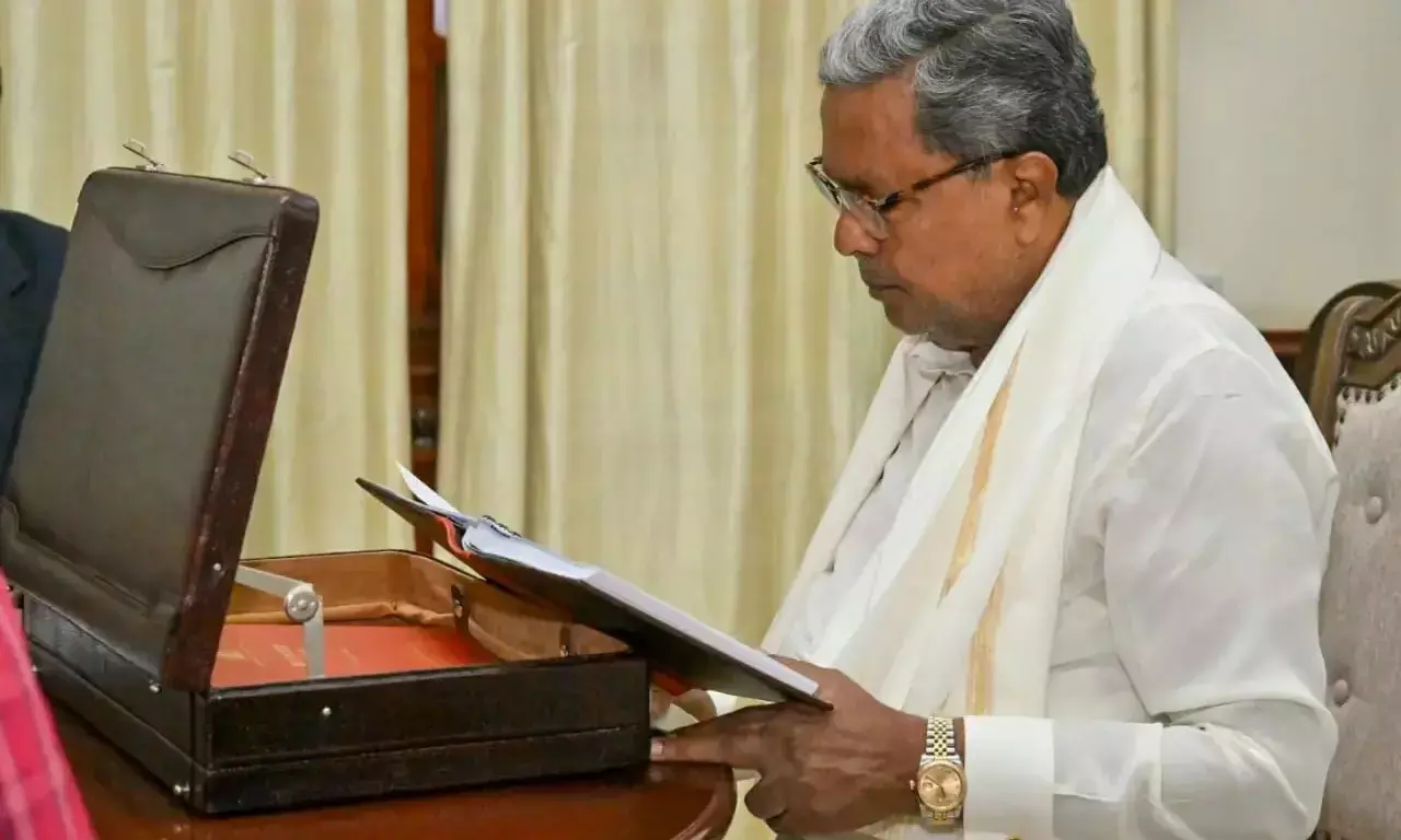 ನಾಳೆ (ಫೆ.16) ರಾಜ್ಯ ಬಜೆಟ್: ಗ್ಯಾರಂಟಿ ಬೆಳಕಿನಲ್ಲಿ ‘ಅಭಿವೃದ್ಧಿ ಕನಸಿನ ಆಯವ್ಯಯ’ ಮಂಡನೆಗೆ ಕ್ಷಣಗಣನೆ