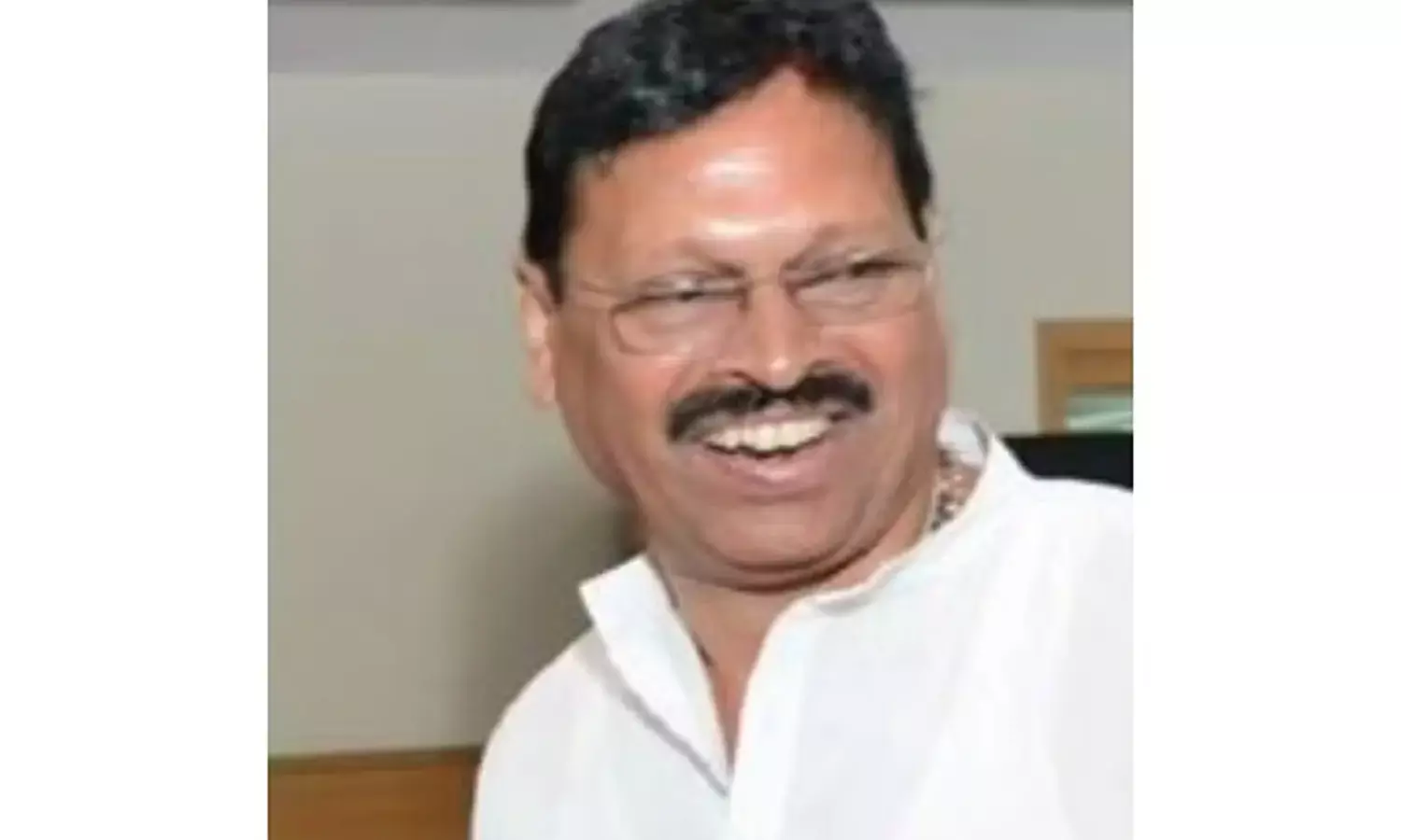 ಉದ್ಧವ್ ಠಾಕ್ರೆ ಶಿವಸೇನಾಗೆ ಮಾಜಿ ಸಚಿವ ಬಾಬನ್ ಘೋಲಪ್ ರಾಜೀನಾಮೆ