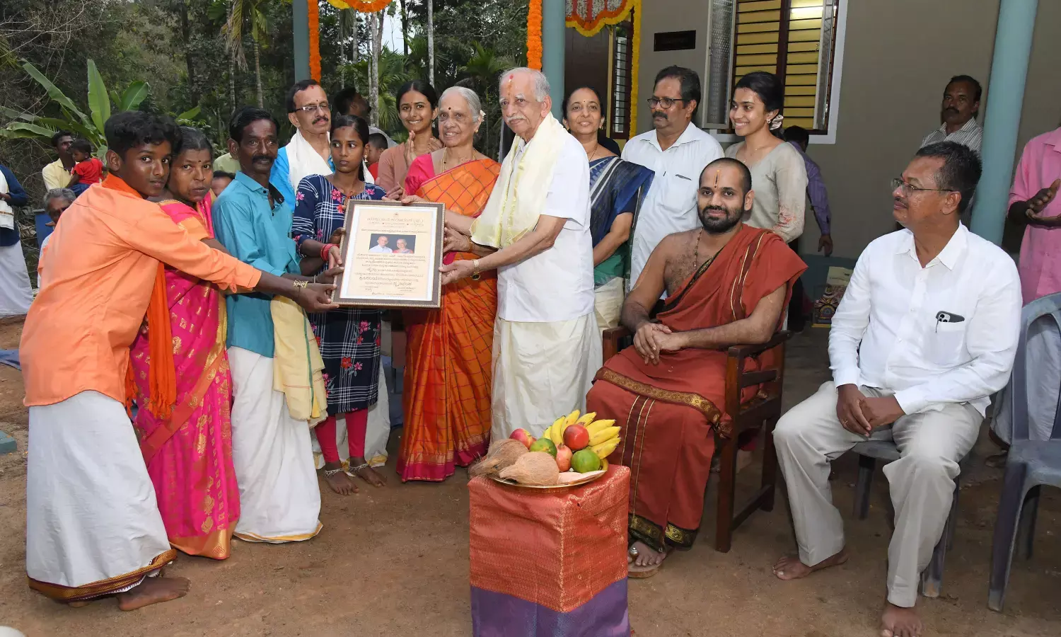 ಯಕ್ಷಗಾನ ಕಲಾರಂಗದಿಂದ 50ನೇ ಮನೆ ಬಡಕುಟುಂಬಕ್ಕೆ ಹಸ್ತಾಂತರ