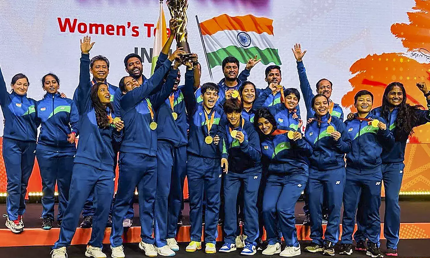 ಇತಿಹಾಸ ನಿರ್ಮಿಸಿದ ಭಾರತೀಯ ಮಹಿಳಾ ತಂಡ ; ಚೊಚ್ಚಲ ಬ್ಯಾಡ್ಮಿಂಟನ್ ಏಶ್ಯ ಚಾಂಪಿಯನ್ಶಿಪ್ ಪ್ರಶಸ್ತಿ ಗೆಲುವು