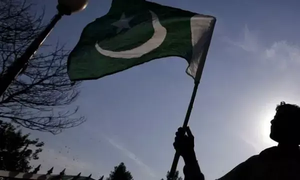 ಪಾಕಿಸ್ತಾನದಲ್ಲಿ ರಾಜಕೀಯ ಬಿಕ್ಕಟ್ಟು ಮುಂದುವರಿಕೆ ; ನಾಳೆ ಪಿಪಿಪಿ-ಪಿಎಂಎಲ್-ಎನ್ ನಡುವೆ ಮತ್ತೆ ಸಭೆ