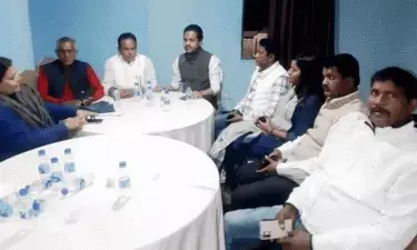 ಏಳು ಸ್ವಪಕ್ಷೀಯ ಸಚಿವರ ಪದಚ್ಯುತಿಗೆ ಕಾಂಗ್ರೆಸ್ ಶಾಸಕರ ಪಟ್ಟು