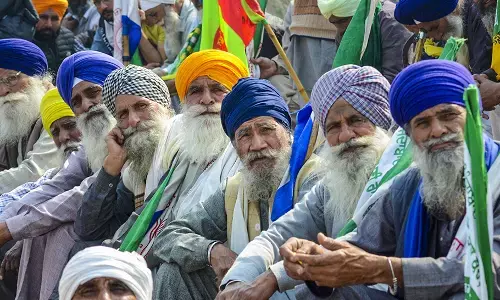 ಬೆಂಬಲ ಬೆಲೆಗೆ ಸುಗ್ರೀವಾಜ್ಞೆ ಬೇಡಿಕೆ: ಇಂದು ಕೇಂದ್ರದ ಜತೆ ರೈತರ ಸಭೆ