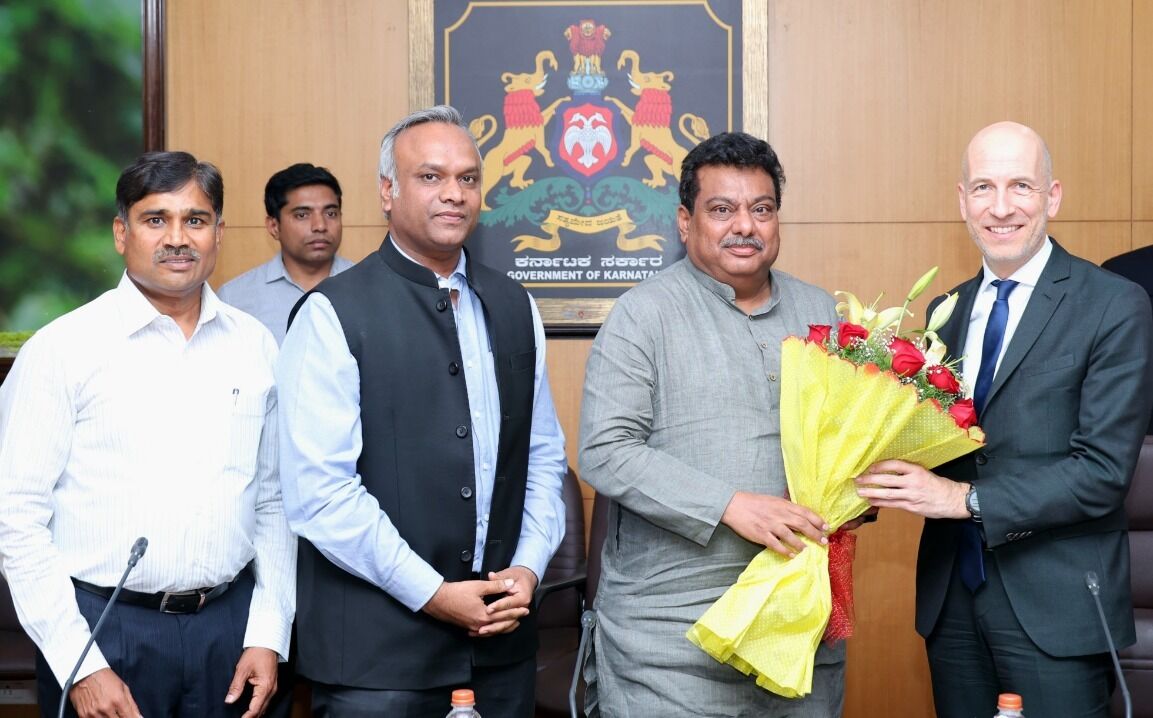 ‘ನವೋದ್ಯಮಗಳಲ್ಲಿ ಹೂಡಿಕೆ’ ಆಸ್ಟ್ರೀಯಾ ನಿಯೋಗಕ್ಕೆ ಸಚಿವ ಎಂ.ಬಿ.ಪಾಟೀಲ್ ಆಹ್ವಾನ