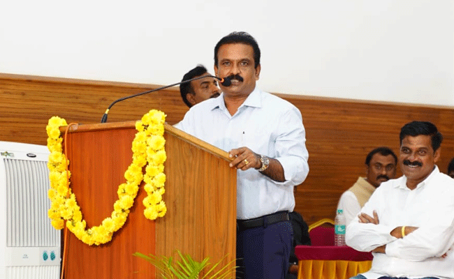 ಪತ್ರಕರ್ತರ ಸಮಸ್ಯೆಗಳಿಗೆ ಸ್ಪಂದಿಸಲು ಸಿದ್ಧ: ಕೆ.ವಿ.ಪ್ರಭಾಕರ್ ಪತ್ರಕರ್ತರ ಸಮಸ್ಯೆಗಳಿಗೆ ಸ್ಪಂದಿಸಲು ಸಿದ್ಧ: ಕೆ.ವಿ.ಪ್ರಭಾಕರ್