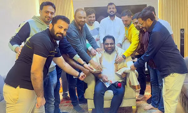 ಖತರ್ ನಲ್ಲಿ ಬ್ಯಾರಿ ಸಂಸ್ಕೃತಿಯ ಅನಾವರಣಕ್ಕೆ ಕ್ರಮ: ಅನಿವಾಸಿ ಉದ್ಯಮಿ ಅಬ್ದುಲ್ಲ ಮೋನು ಖತರ್ ನಲ್ಲಿ ಬ್ಯಾರಿ ಸಂಸ್ಕೃತಿಯ ಅನಾವರಣಕ್ಕೆ ಕ್ರಮ: ಅನಿವಾಸಿ ಉದ್ಯಮಿ ಅಬ್ದುಲ್ಲ ಮೋನು