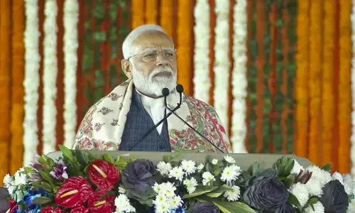 ಜಮ್ಮು-ಕಾಶ್ಮೀರದಲ್ಲಿ 32,000 ಕೋಟಿ ರೂ. ಅಭಿವೃದ್ಧಿ ಯೋಜನೆಗಳಿಗೆ ಪ್ರಧಾನಿ ಚಾಲನೆ