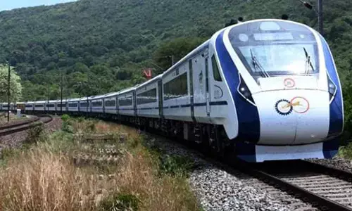 ತಿರುವನಂತಪುರ - ಕಾಸರಗೋಡು ವಂದೇ ಭಾರತ್ ಎಕ್ಸ್‌ಪ್ರೆಸ್ ರೈಲು ಮಂಗಳೂರುವರೆಗೆ ವಿಸ್ತರಣೆ