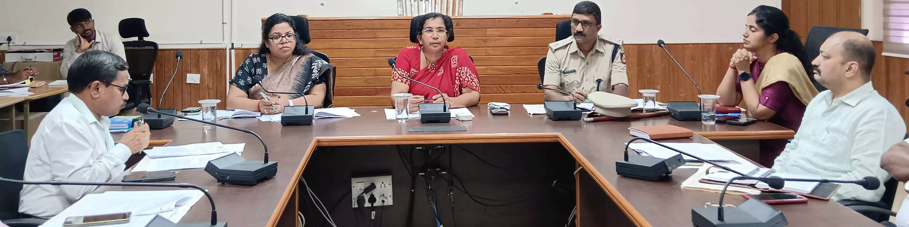 ದ್ವಿತೀಯ ಪಿಯುಸಿ ಪರೀಕ್ಷೆಗೆ 16,060 ಪರೀಕ್ಷಾರ್ಥಿಗಳು: ಉಡುಪಿ ಜಿಲ್ಲಾಧಿಕಾರಿ ಡಾ. ವಿದ್ಯಾಕುಮಾರಿ ದ್ವಿತೀಯ ಪಿಯುಸಿ ಪರೀಕ್ಷೆಗೆ 16,060 ಪರೀಕ್ಷಾರ್ಥಿಗಳು: ಉಡುಪಿ ಜಿಲ್ಲಾಧಿಕಾರಿ ಡಾ. ವಿದ್ಯಾಕುಮಾರಿ