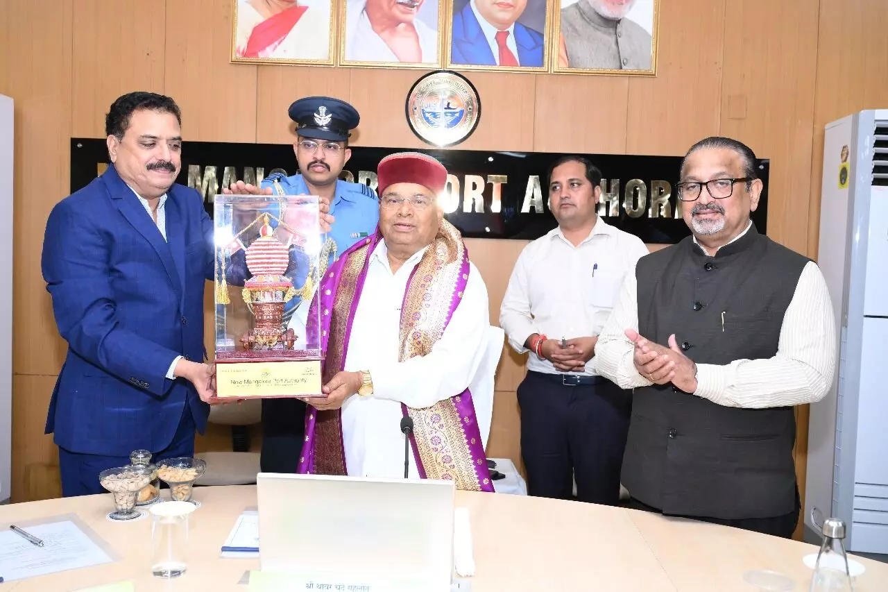 ಮಂಗಳೂರು ಬಂದರು ಪ್ರಾಧಿಕಾರದ 2 ಪ್ರಮುಖ ಯೋಜನೆಗಳನ್ನು ಲೋಕಾರ್ಪಣೆ ಮಾಡಿದ ರಾಜ್ಯಪಾಲರು ಮಂಗಳೂರು ಬಂದರು ಪ್ರಾಧಿಕಾರದ 2 ಪ್ರಮುಖ ಯೋಜನೆಗಳನ್ನು ಲೋಕಾರ್ಪಣೆ ಮಾಡಿದ ರಾಜ್ಯಪಾಲರು