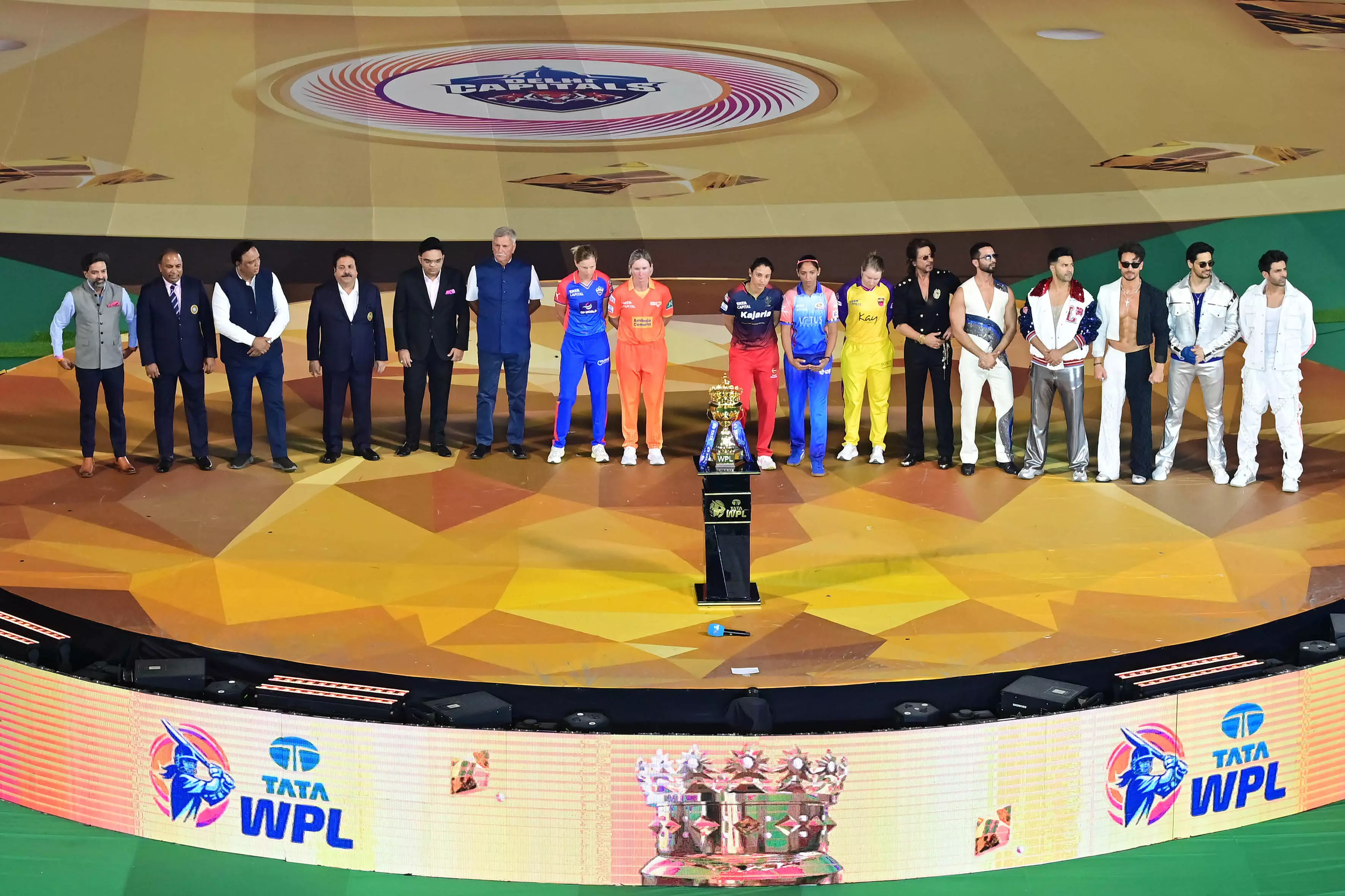 PHOTOS : ಡಬ್ಲ್ಯೂಪಿಎಲ್‌ ಗೆ ವರ್ಣರಂಜಿತ ಚಾಲನೆ