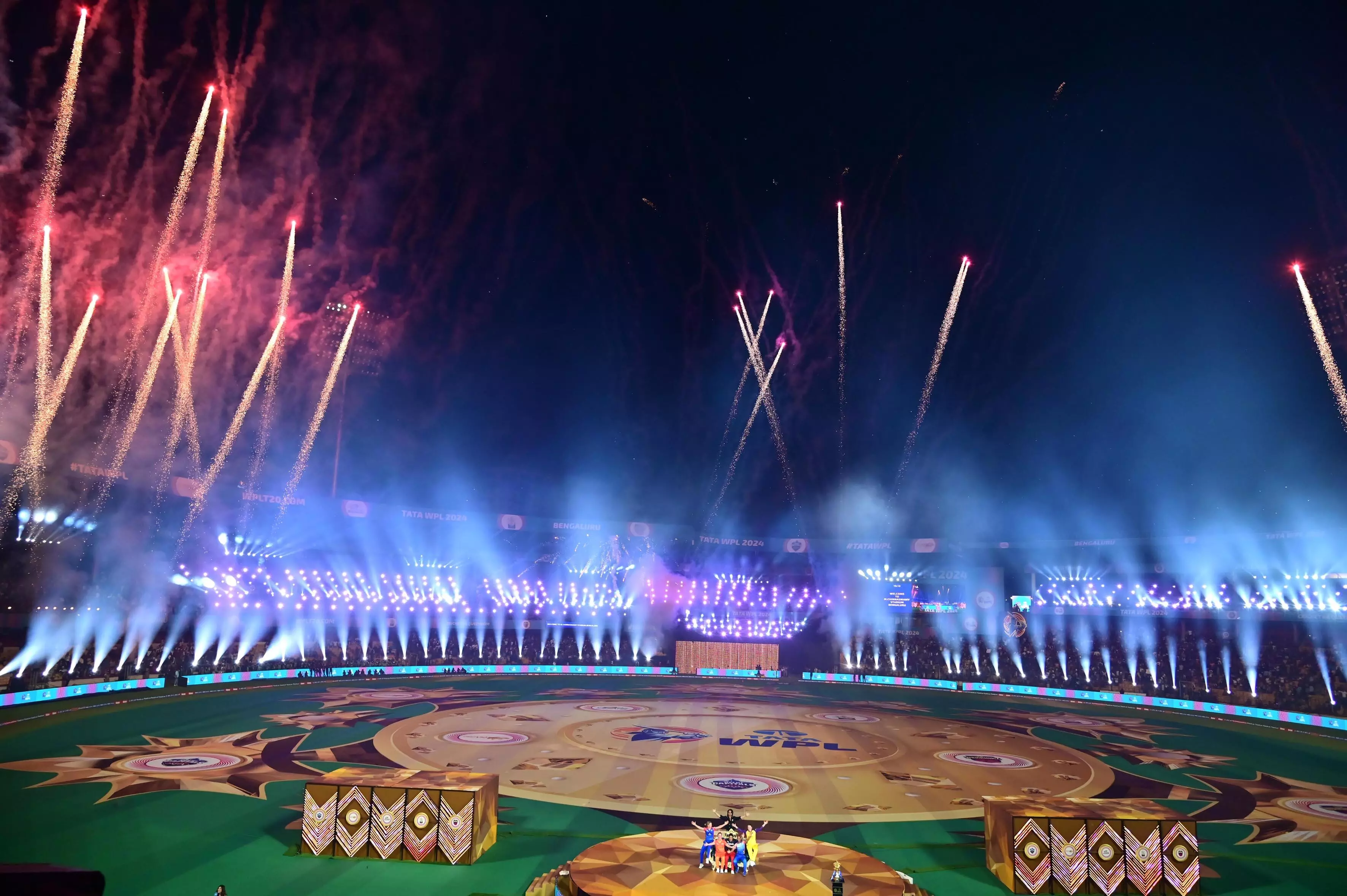 PHOTOS : ಡಬ್ಲ್ಯೂಪಿಎಲ್‌ ಗೆ ವರ್ಣರಂಜಿತ ಚಾಲನೆ