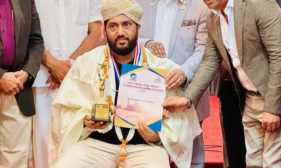 ದುಬೈ: ಮೊಹಮ್ಮದ್ ಆಸೀಫ್‌ಗೆ ವಿಶ್ವ ಮಾನ್ಯ ಪ್ರಶಸ್ತಿ ಪ್ರದಾನ