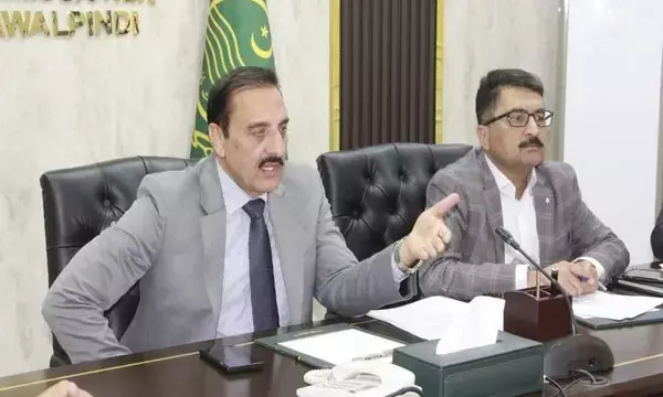 ಪಾಕ್: ಮತಗಟ್ಟೆ ಅಕ್ರಮ ಆರೋಪ ಹಿಂಪಡೆದ ಲಿಯಾಕತ್ ಆಲಿ