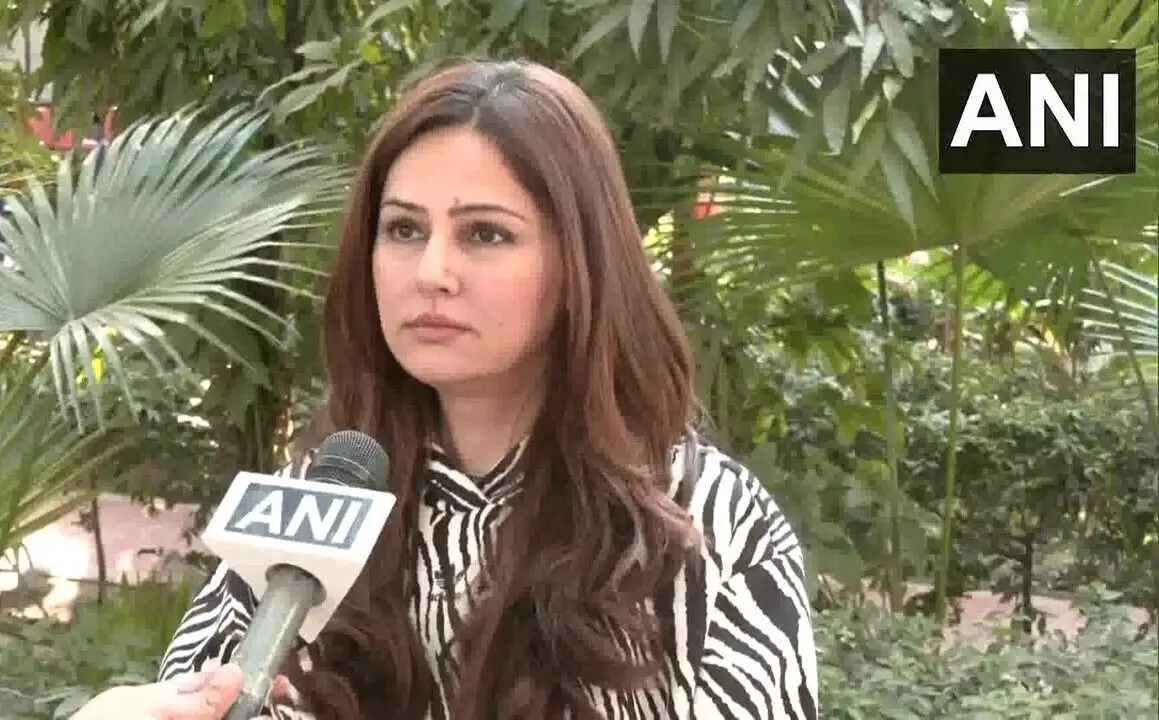 ಆಪ್ ತೆಕ್ಕೆಗೆ ಭರೂಚ್ ಕ್ಷೇತ್ರ: ನನ್ನ ತಂದೆಯ ಪರಂಪರೆಯನ್ನು ಬಿಟ್ಟುಕೊಡುವುದಿಲ್ಲ ಎಂದ ಕಾಂಗ್ರೆಸ್ ನ ಅಹ್ಮದ್ ಪಟೇಲ್ ಪುತ್ರಿ ಆಪ್ ತೆಕ್ಕೆಗೆ ಭರೂಚ್ ಕ್ಷೇತ್ರ: ನನ್ನ ತಂದೆಯ ಪರಂಪರೆಯನ್ನು ಬಿಟ್ಟುಕೊಡುವುದಿಲ್ಲ ಎಂದ ಕಾಂಗ್ರೆಸ್ ನ ಅಹ್ಮದ್ ಪಟೇಲ್ ಪುತ್ರಿ