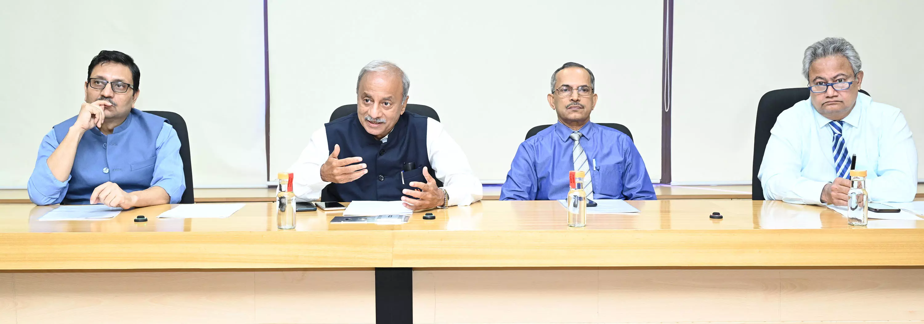 ಮಣಿಪಾಲ: ಫೆ.26ರಿಂದ ನ್ಯಾನೋ ತಂತ್ರಜ್ಞಾನದ ಬಗ್ಗೆ ಅಂತಾರಾಷ್ಟ್ರೀಯ ಸಮ್ಮೇಳನ ಮಣಿಪಾಲ: ಫೆ.26ರಿಂದ ನ್ಯಾನೋ ತಂತ್ರಜ್ಞಾನದ ಬಗ್ಗೆ ಅಂತಾರಾಷ್ಟ್ರೀಯ ಸಮ್ಮೇಳನ