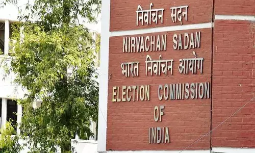 ಚುನಾವಣೆಗೆ ಮುನ್ನ ಅಧಿಕಾರಿಗಳ ವರ್ಗಾವಣೆ ನೀತಿಯನ್ನು ಪರಿಷ್ಕರಿಸಿದ ಚುನಾವಣಾ ಆಯೋಗ