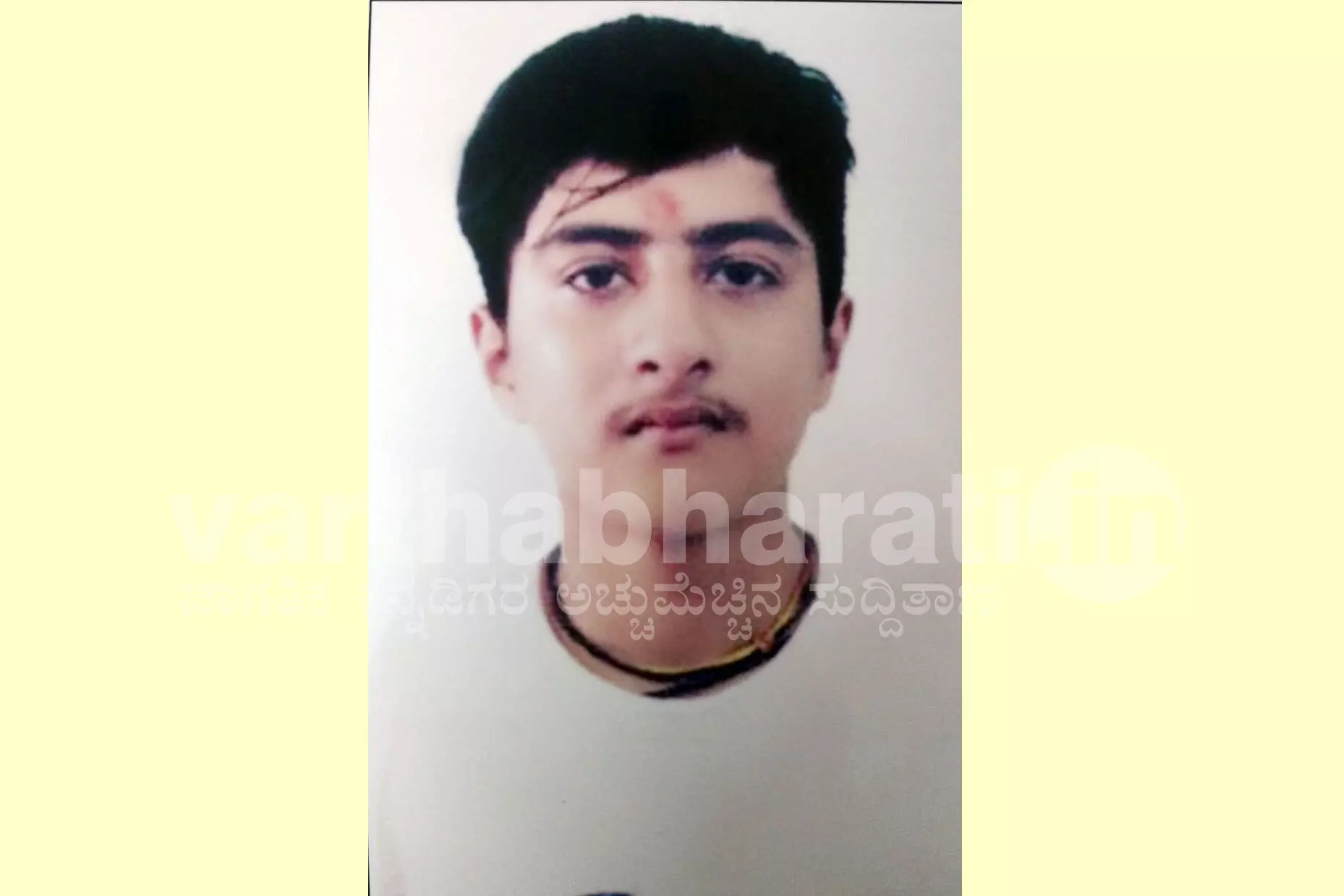 ಆನೇಕಲ್: ನಾಪತ್ತೆಯಾಗಿದ್ದ ಕಾಲೇಜು ವಿದ್ಯಾರ್ಥಿಯ ಮೃತದೇಹ ಸುಟ್ಟ ಸ್ಥಿತಿಯಲ್ಲಿ ಪತ್ತೆ ಆನೇಕಲ್: ನಾಪತ್ತೆಯಾಗಿದ್ದ ಕಾಲೇಜು ವಿದ್ಯಾರ್ಥಿಯ ಮೃತದೇಹ ಸುಟ್ಟ ಸ್ಥಿತಿಯಲ್ಲಿ ಪತ್ತೆ