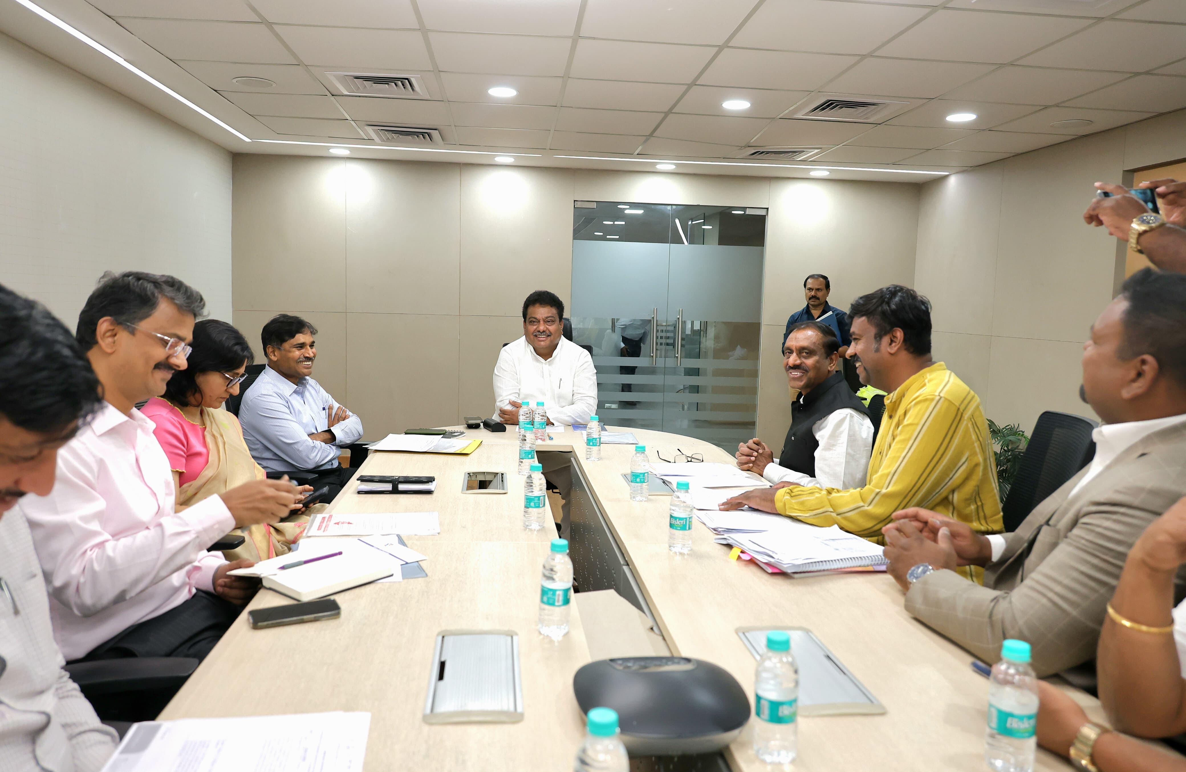 ಕೈಗಾರಿಕಾ ಪ್ರದೇಶಗಳಲ್ಲಿ ದಲಿತ ಉದ್ಯಮಿಗಳಿಗೆ ನಿಯಮಾನುಸಾರ ಜಾಗ ಮೀಸಲು: ಸಚಿವ ಎಂ.ಬಿ.ಪಾಟೀಲ್