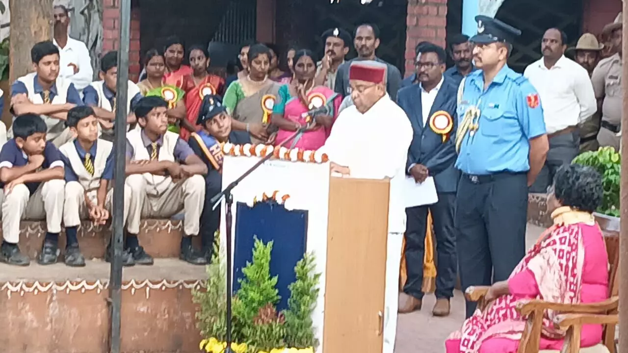 ಮಕ್ಕಳಲ್ಲಿ ವಿಶ್ವ ಸಹೋದರತ್ವ, ಸಮಾನತೆ, ಸಾಮರಸ್ಯದ ಬಗ್ಗೆ ಅರಿವು ಮೂಡಿಸಿ: ರಾಜ್ಯಪಾಲ ಗೆಹ್ಲೋಟ್