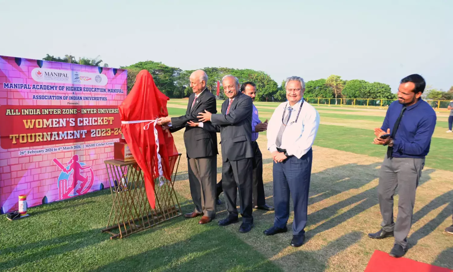 ಮಣಿಪಾಲ: ಅಖಿಲ ಭಾರತ ಅಂತರ ವಿವಿ ಮಹಿಳಾ ಕ್ರಿಕೆಟ್‌ಗೆ ಚಾಲನೆ
