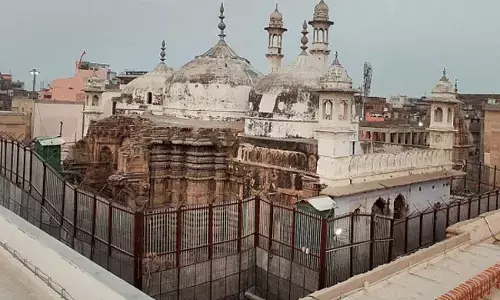 ಜ್ಞಾನವಾಪಿ ಮಸೀದಿ ನೆಲಮಾಳಿಗೆಯಲ್ಲಿ ಹಿಂದೂಗಳಿಗೆ ಪೂಜೆ ಸಲ್ಲಿಸಲು ನೀಡಿದ್ದ ಅವಕಾಶ ಪ್ರಶ್ನಿಸಿ ಮಸೀದಿ ಸಮಿತಿ ಸಲ್ಲಿಸಿದ್ದ ಅರ್ಜಿ ವಜಾ